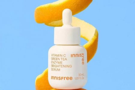 Bí kíp sử dụng serum vitamin C giúp giảm thâm nám, trắng da hiệu quả